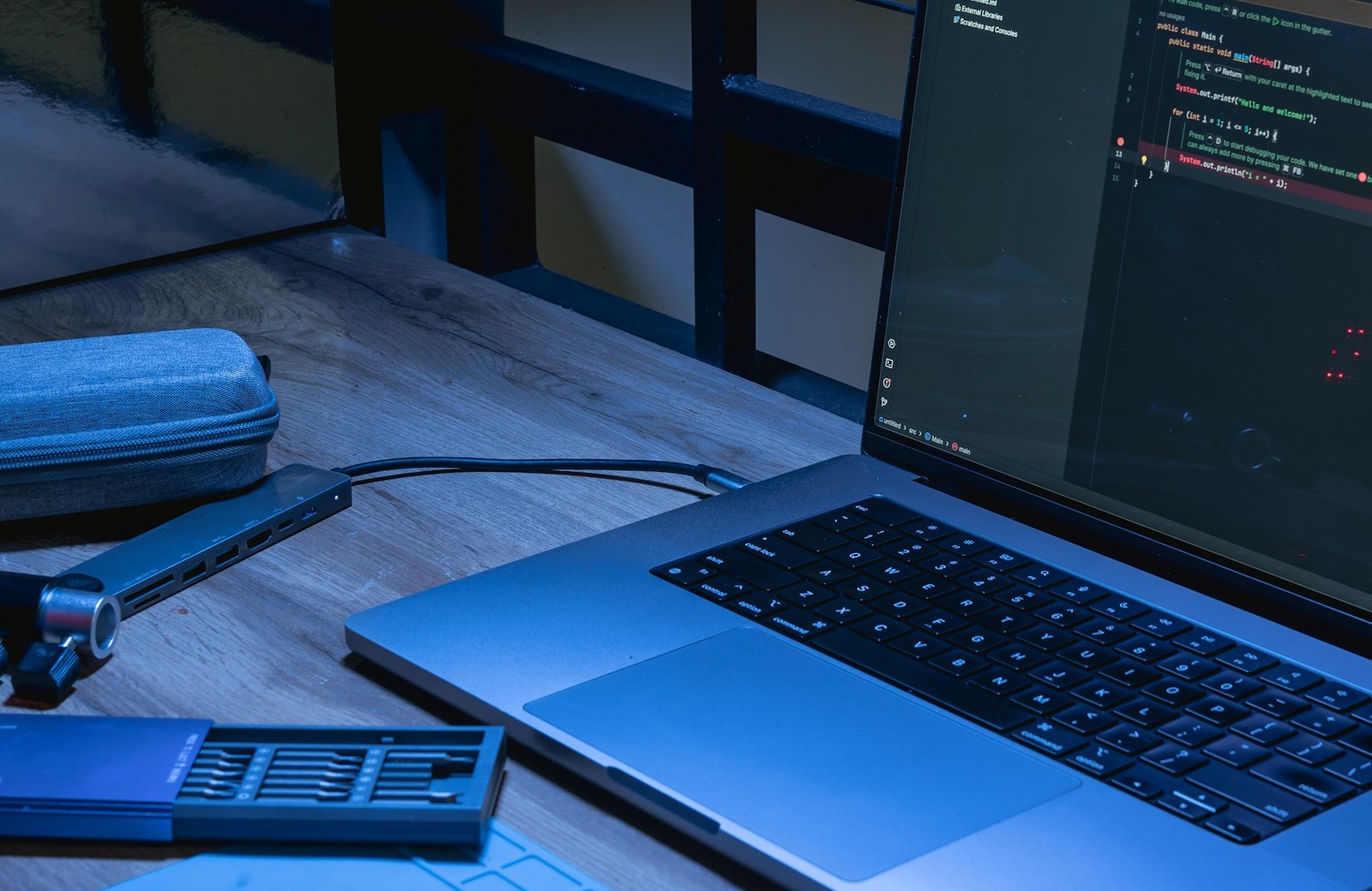 开发者在 ZovCloud 云端 Mac 上使用 Xcode 进行 iOS 应用编译